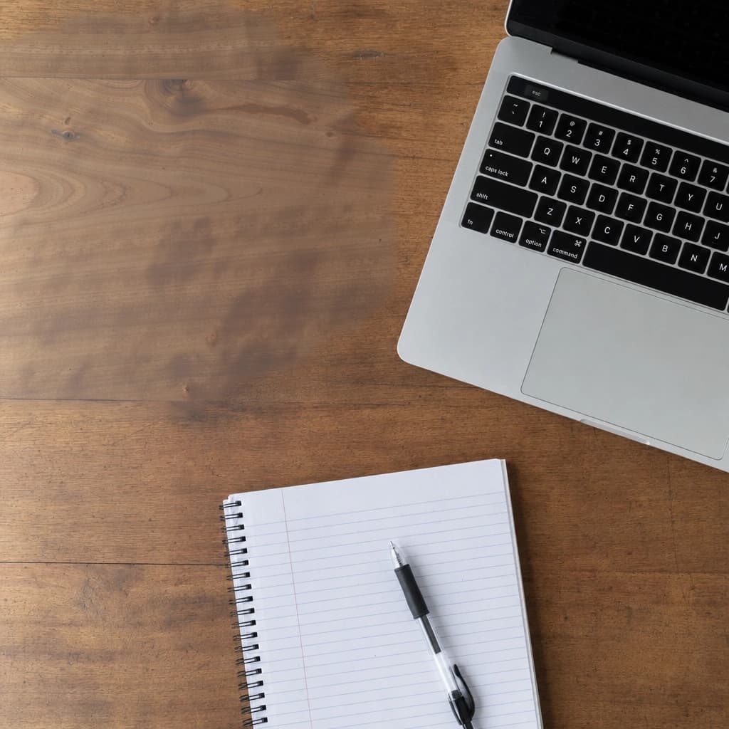 07-table-coffee-stain